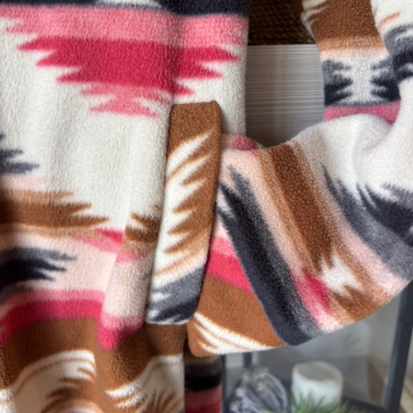 Flannel Aztec Jacket Front & Side Pockets (Cream Brown Coral Gray) - Picture 3 of 5